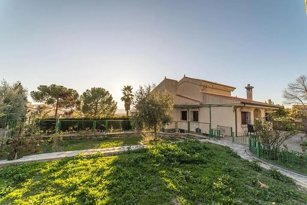 Casa Surya - Unique Country House Near Granada Niguelas